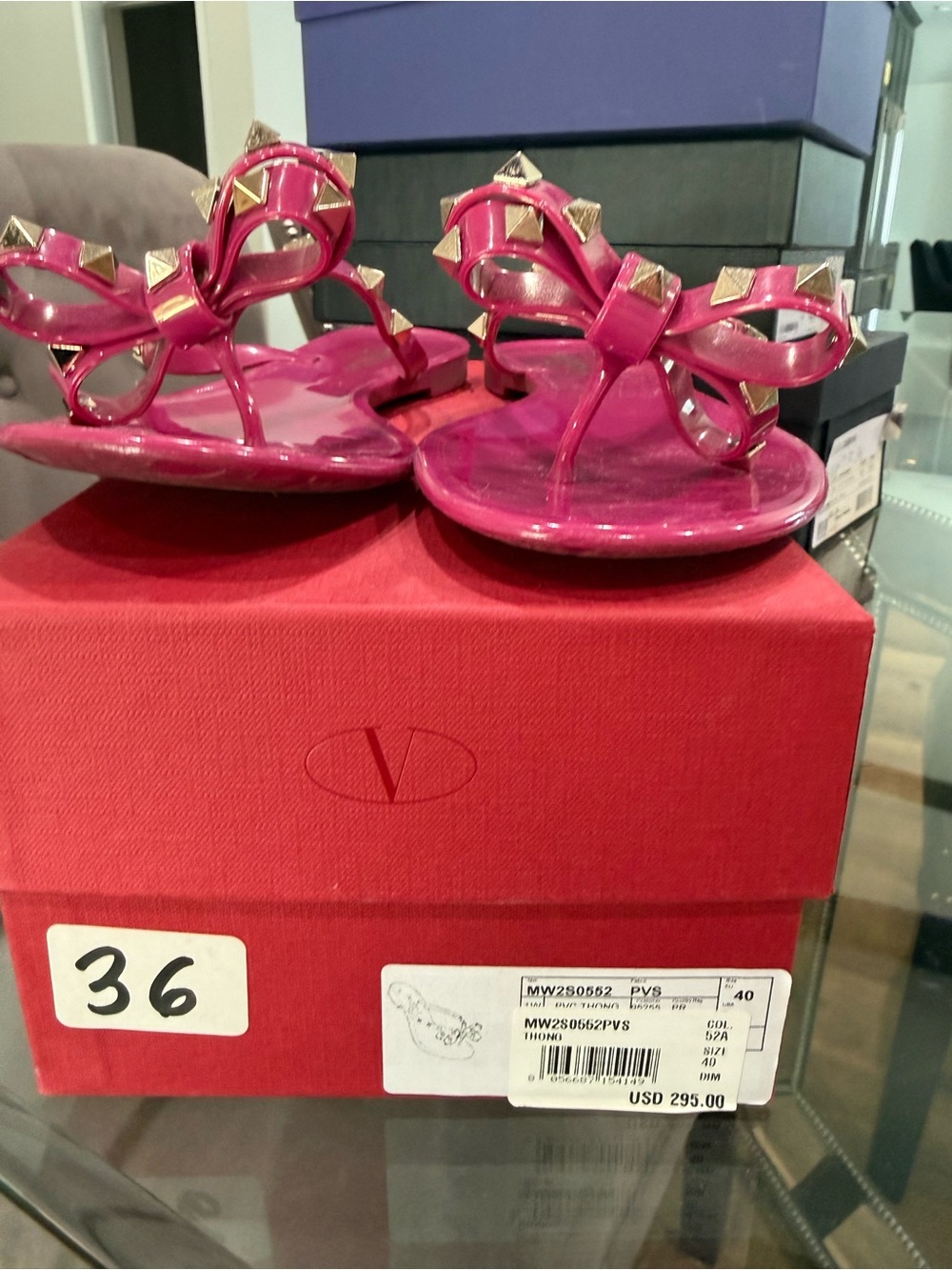 Valentino Garavani Fuchsia Bow Thong Sandals with Gold Studs